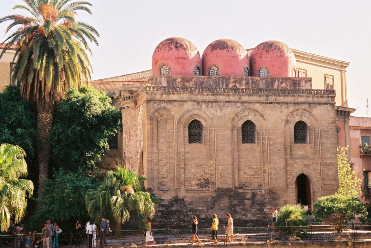 B&B I Cinque Continenti Palermo Exterior foto